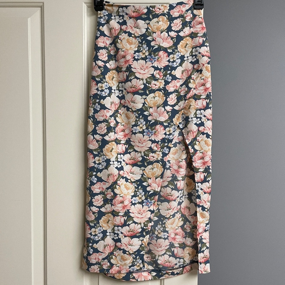 Abercrombie & Fitch Midi Wrap Skirt, Women, XXS, NWT, blue pink